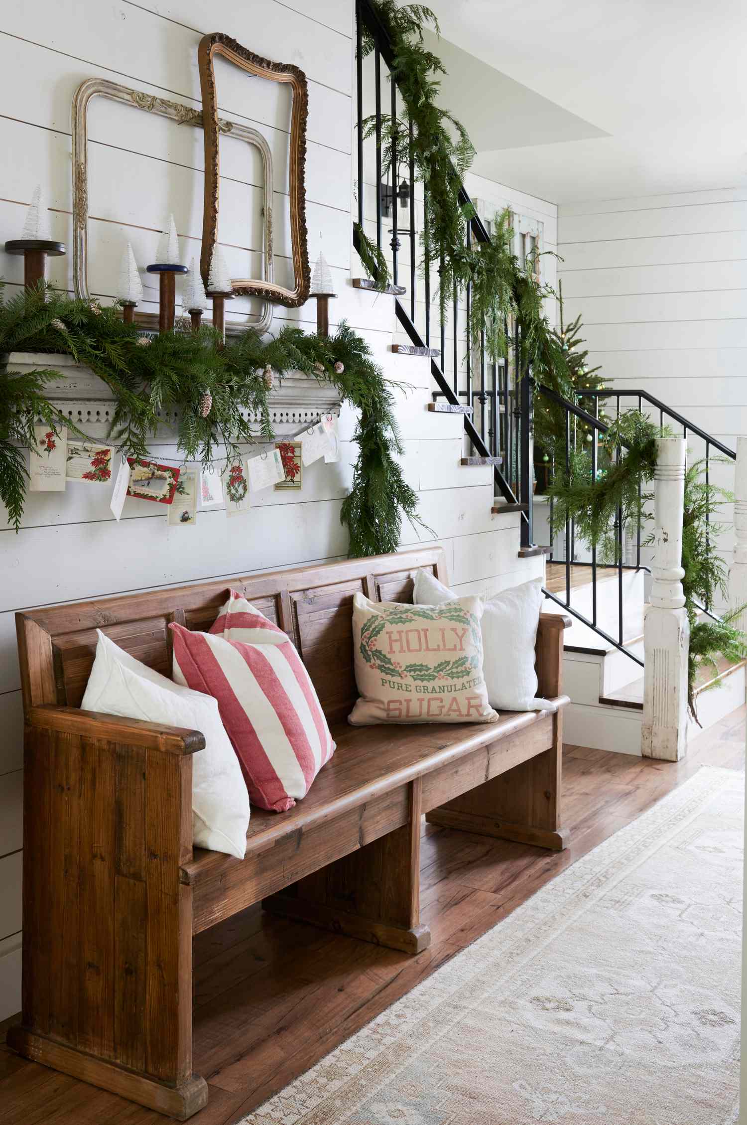 23 Farmhouse Christmas Decor Ideas