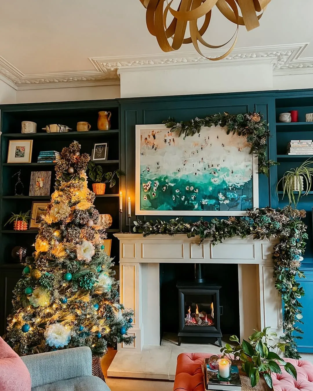 30 Christmas Decorating Ideas That Elevate Every Corner of Your Home