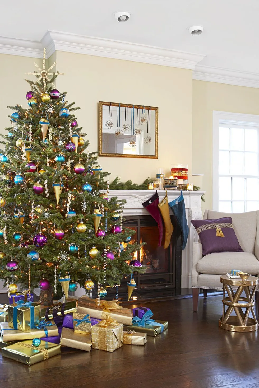 4 Festive and Elegant Holiday Palettes - Michelle's Interiors