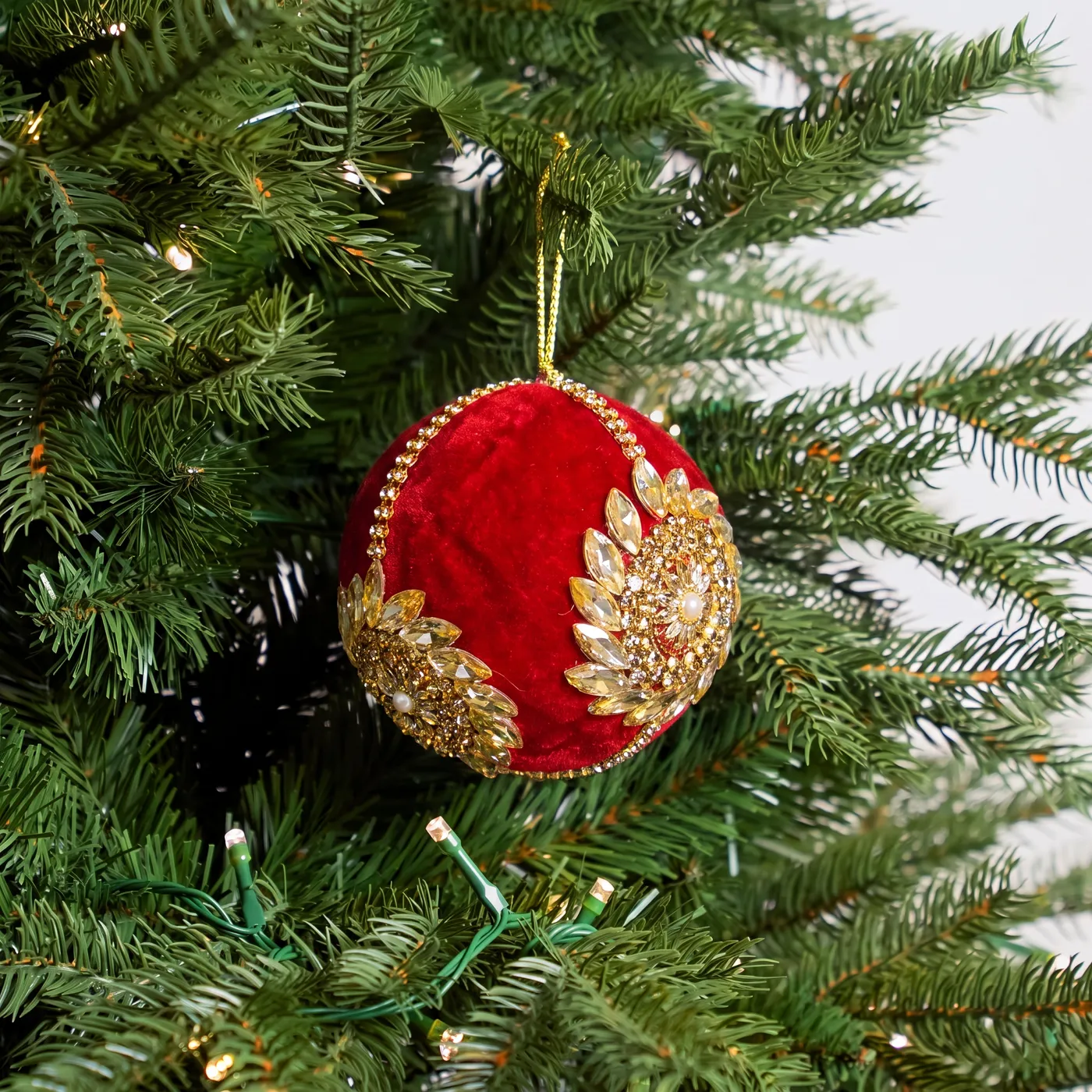 4' Red Velvet Gold Jeweled Ornament Set Of 8