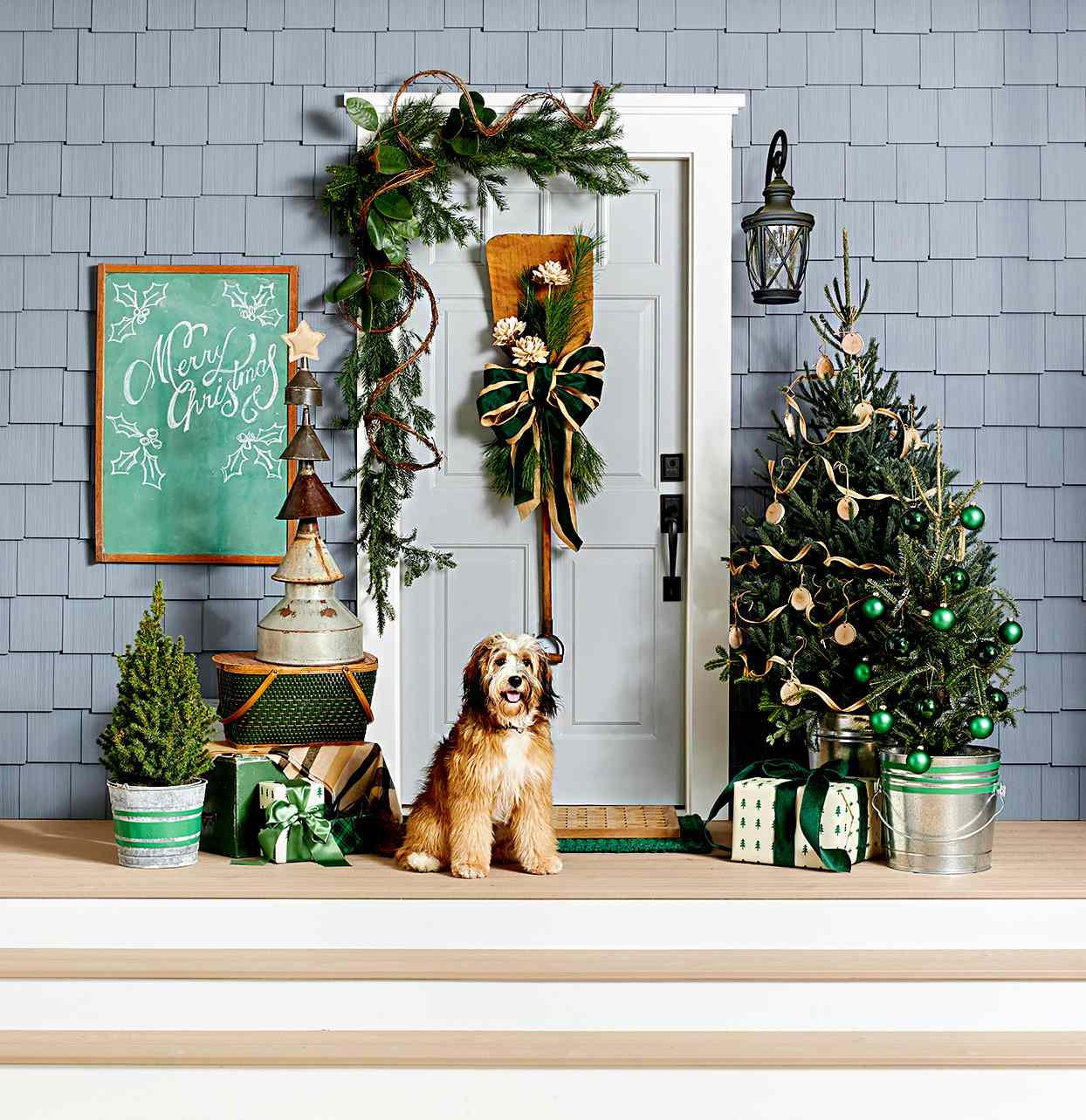 45 Outdoor Christmas Decorating Ideas That Bring the Cheer