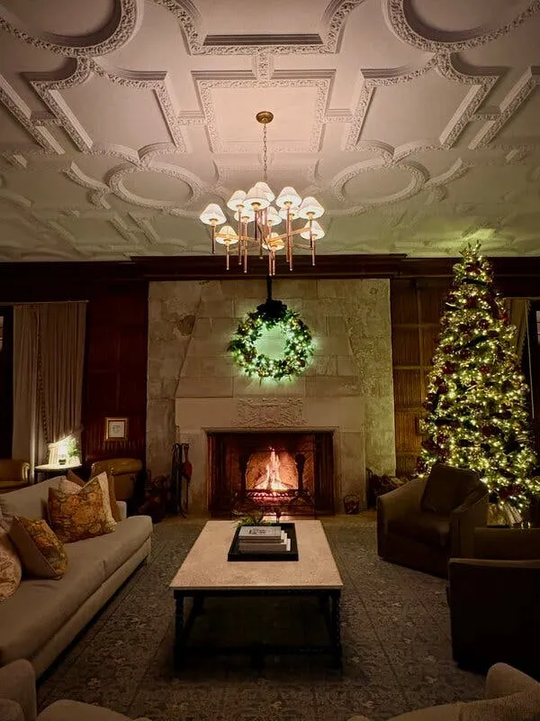 5 Hotels for the Holidays - The New York Times