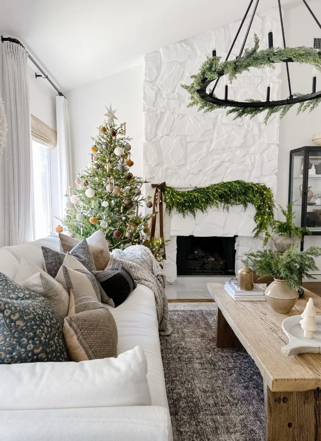 5 Tips to Turn Your Home Into a Christmas Wonderland | ONE AFFIRMATION