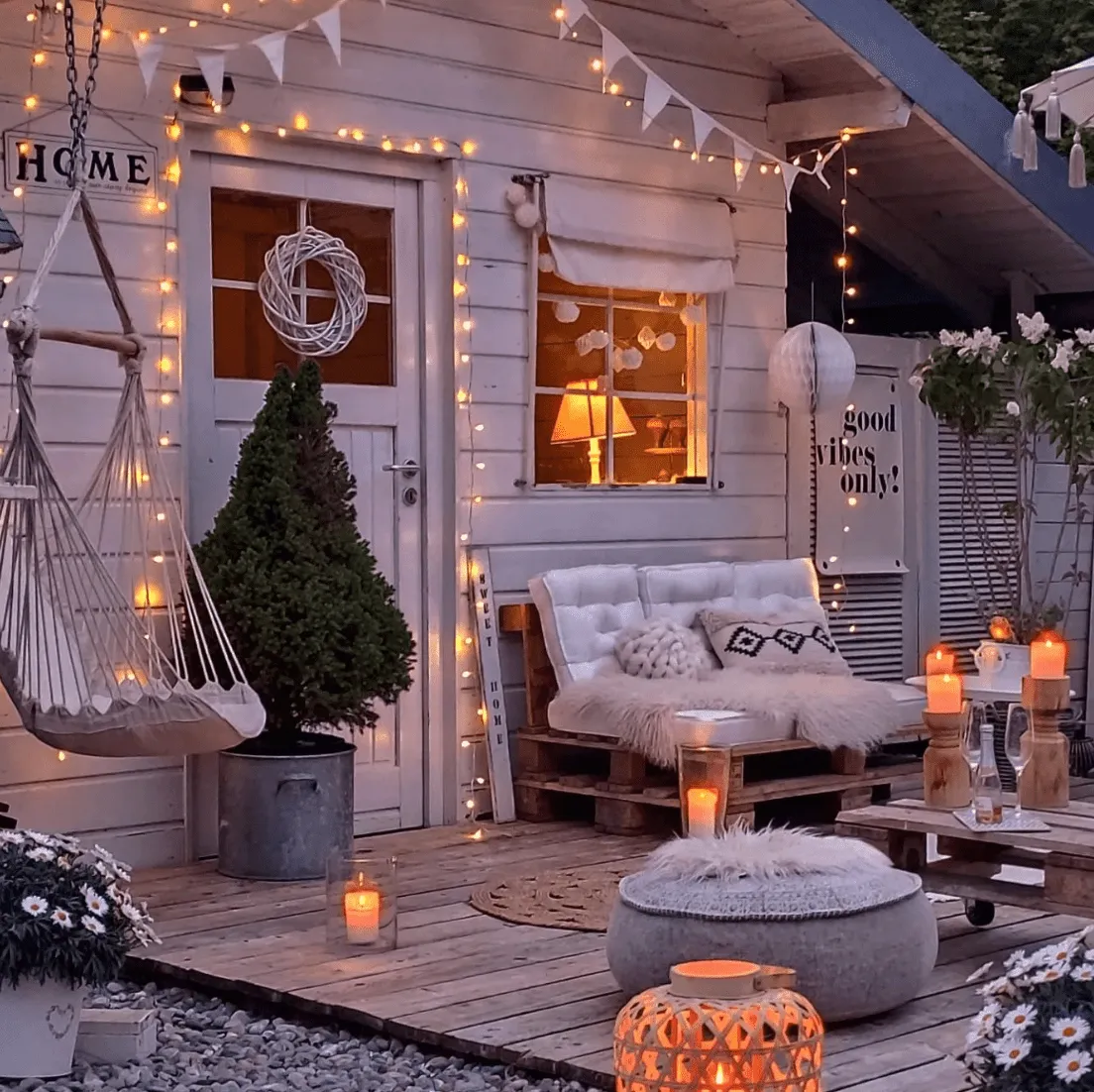 57 Backyard Decor Ideas to Spruce Up Your Outdoor Space