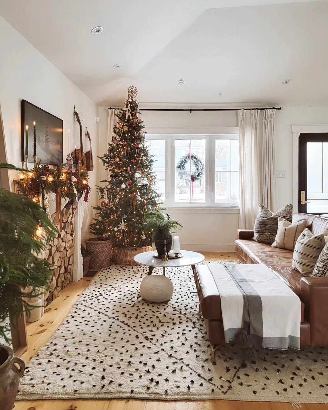 7 Tree Decorating Mistakes You Should Avoid This Holiday Season