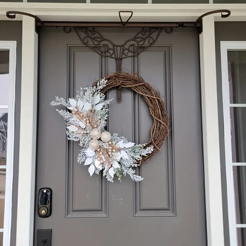 a christmas wreath featuring frosted pine branches white - Temu Iceland