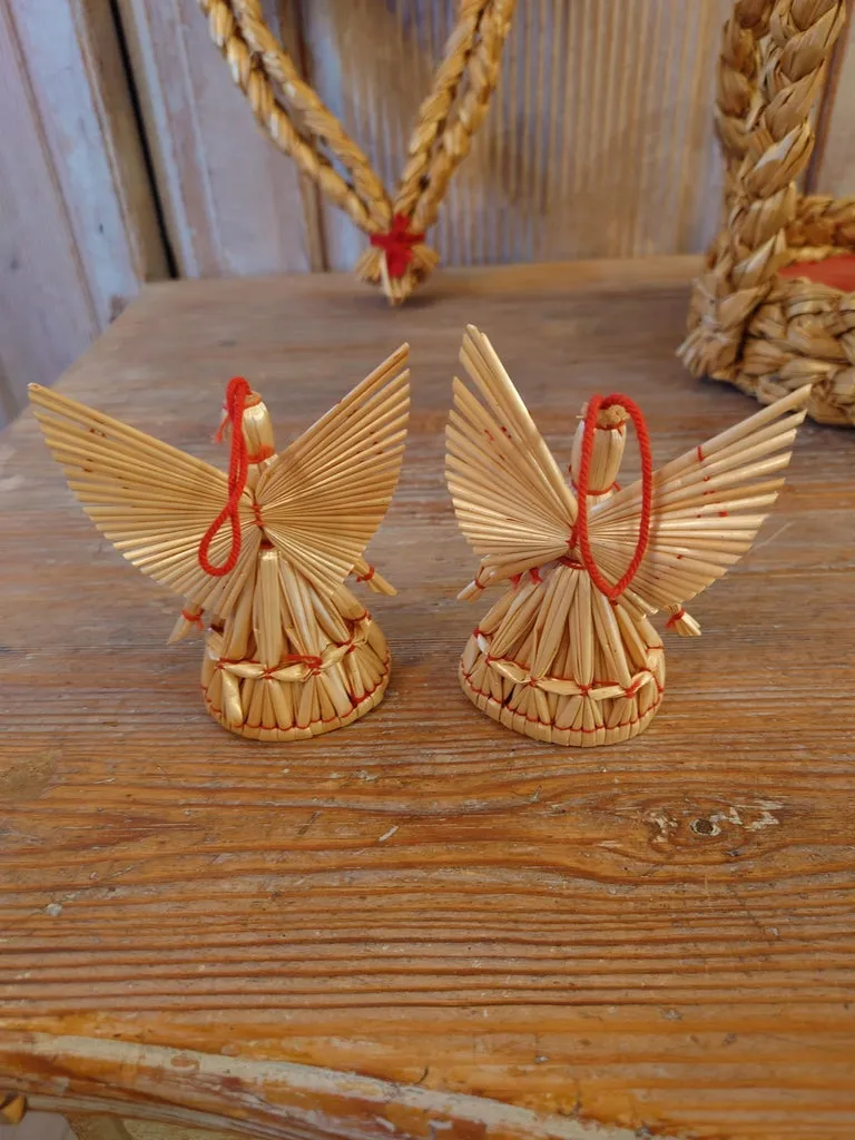 A Collection of 13 Vintage Swedish unique folk art straw Christmas Ornaments For Sale at 1stDibs