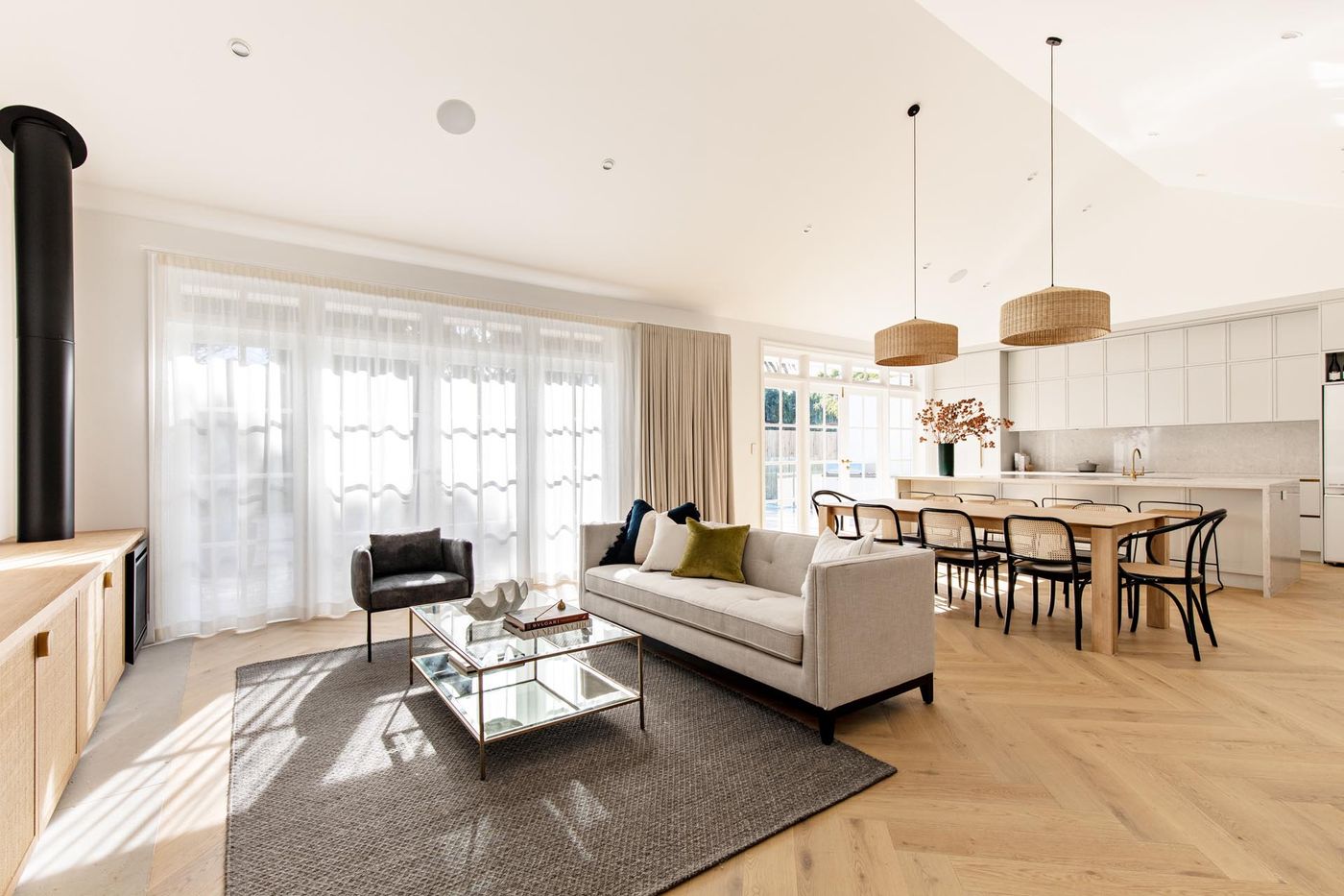 A Heritage-Listed Home Gets A Classic Contemporary Makeover - Architecture Collection