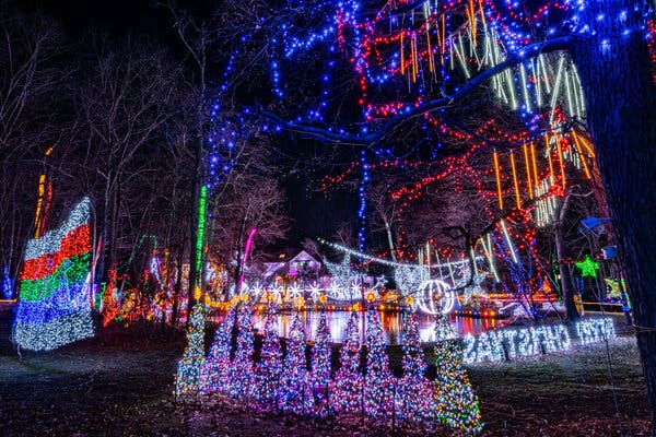 A Light Display With Many, but Not All, Glowing Reviews - The New York Times
