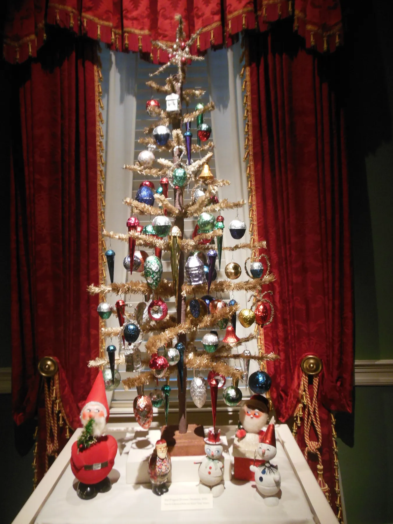 Antique Christmas Returns To The Taft Museum | beesfirstappearance