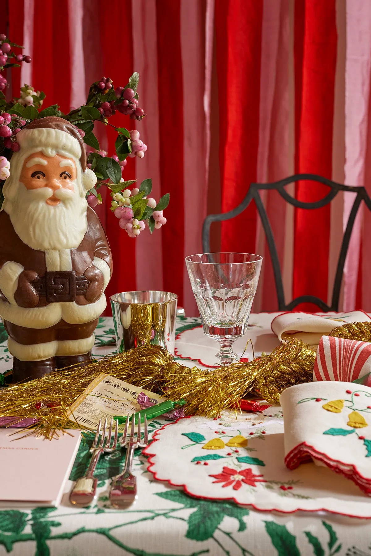 APPLIQUÉ CHRISTMAS LINEN NAPKIN & PLACEMAT SET
