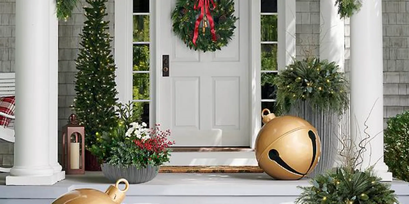 Best Large Outdoor Ornaments For Holiday Decorating | PS Home