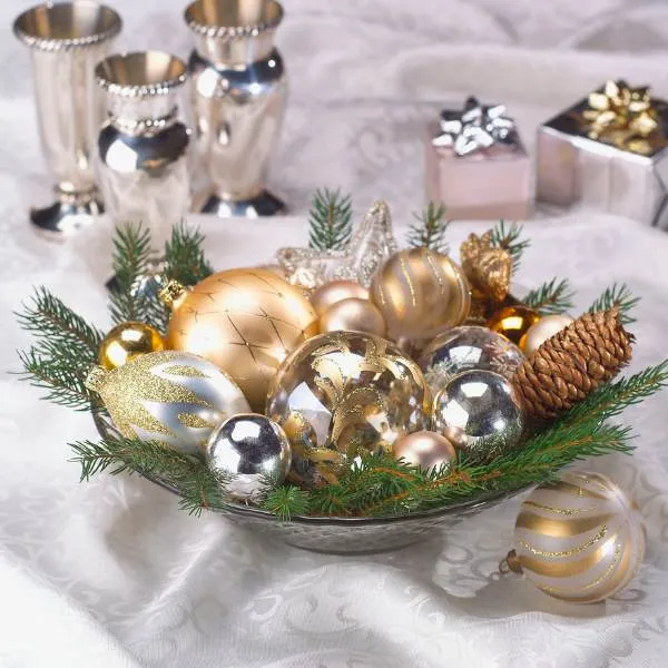 Budget Christmas Decoration for a Festive Holiday - Lauderhill Mall
