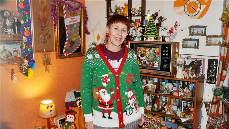 Cardiff woman fills home with more than 1,000 retro Christmas decorations