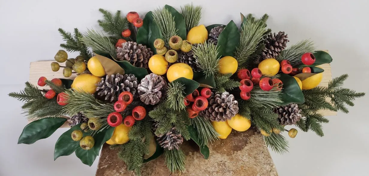 CENTERPIECE ON WOOD / LEMONS, PODS, PINE CONES AND PINE 32'