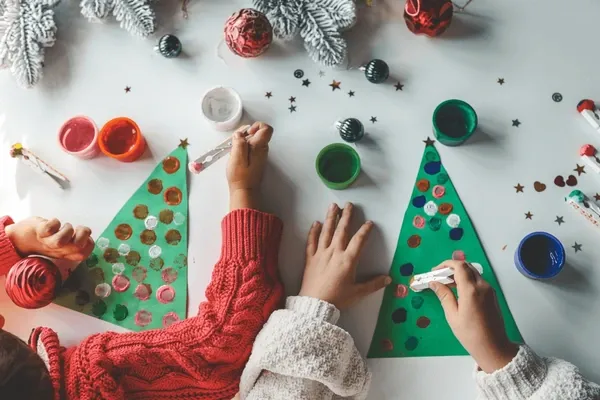 Children's Christmas Crafts - Padstow Christmas Fayre