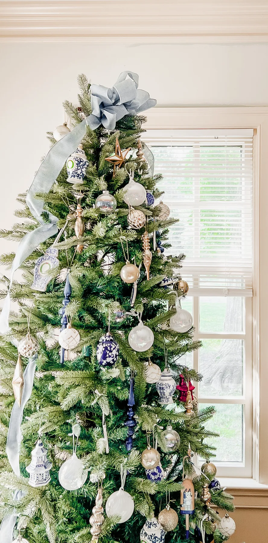 Chinoiserie Blue & White Ginger Jar Ornaments