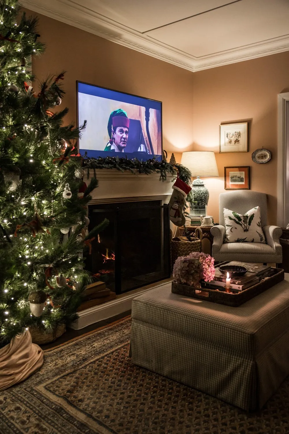 Christmas at the Cottage - Cottonwood and Co