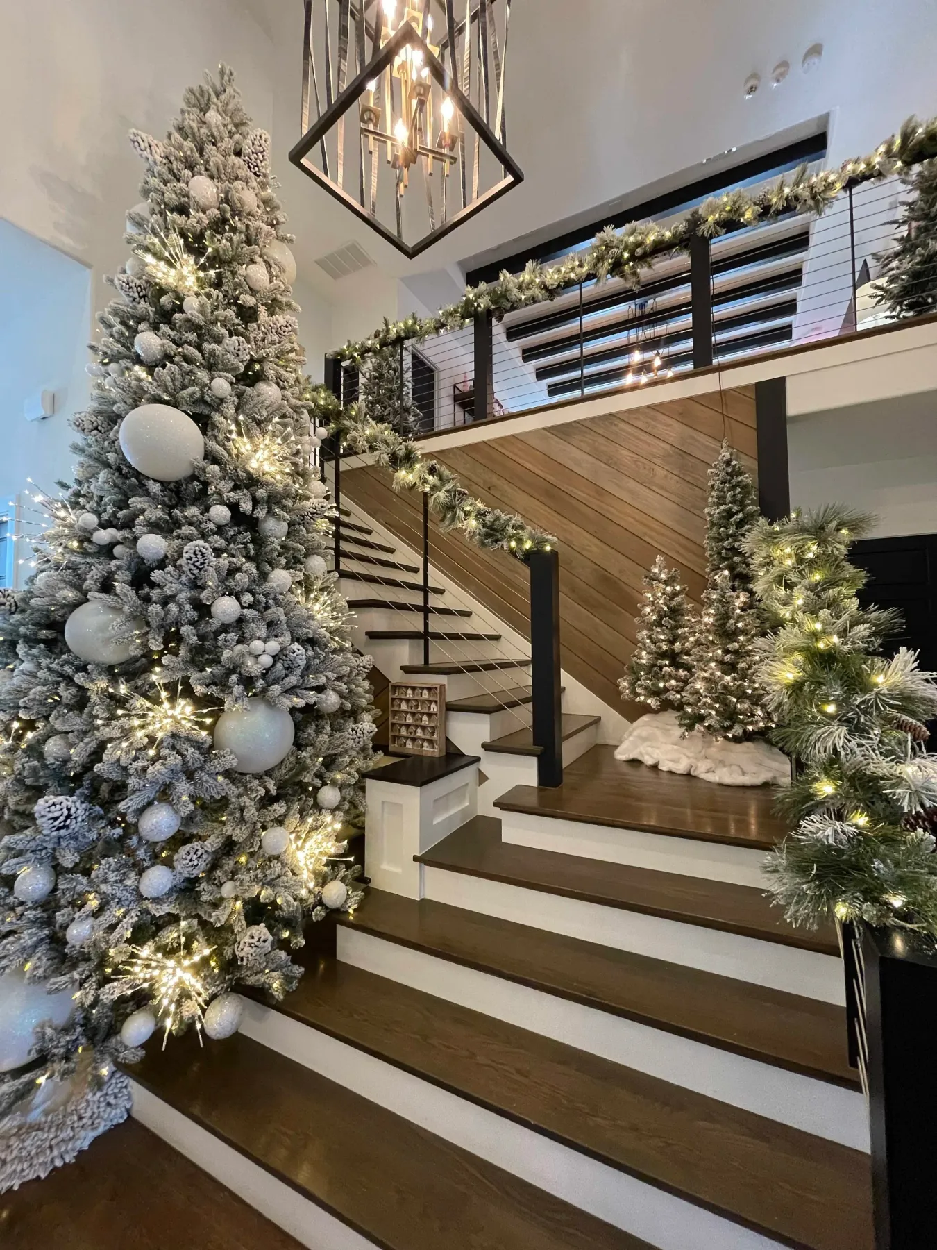 Christmas Decorating Services | Setup & Takedown