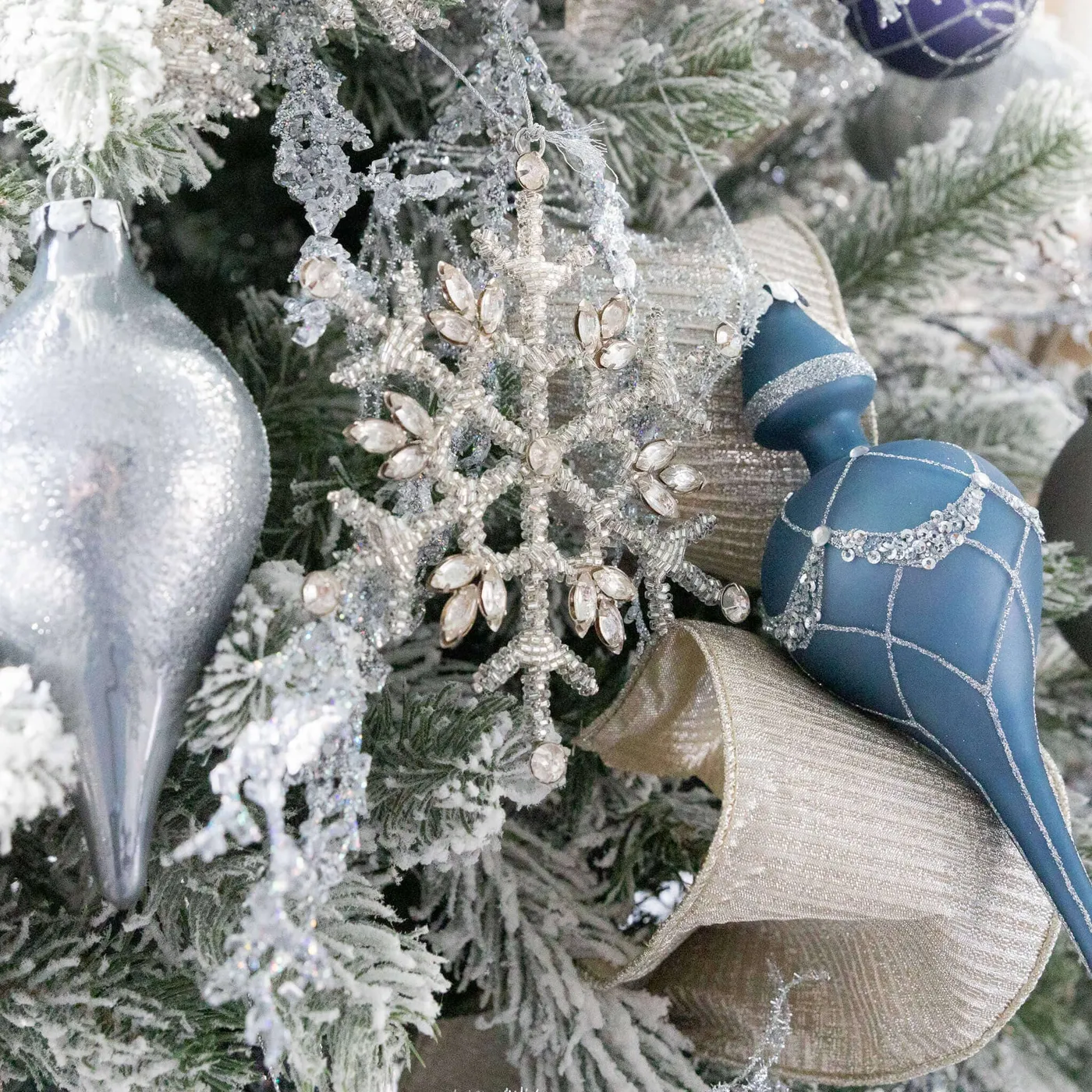 Christmas Decorations Light Blue Ornaments Winter Wonderland 15-Piece Glass  Ornament Set (Blue Gray) – King Of Christmas
