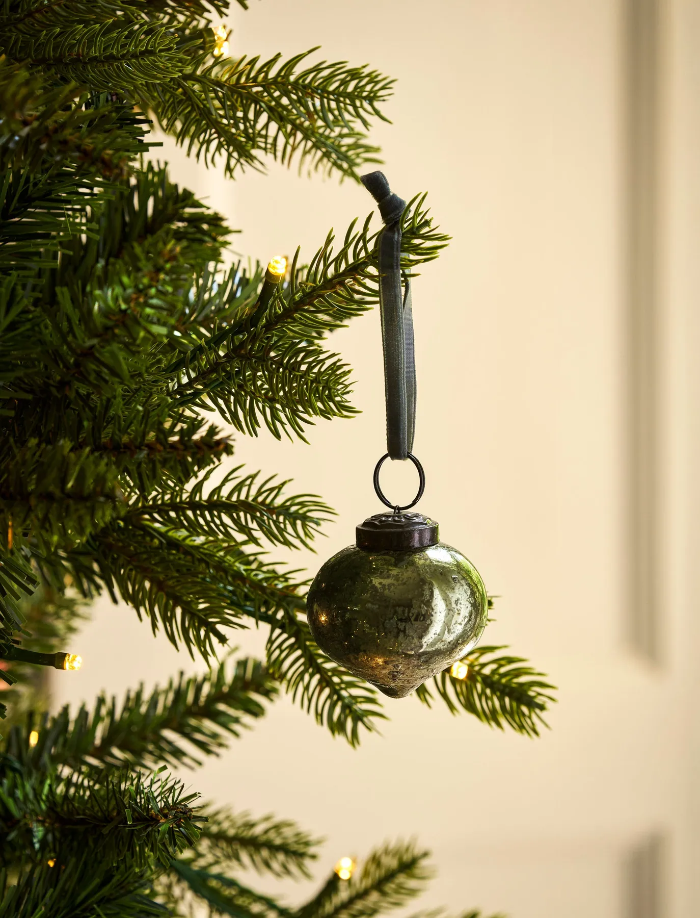 Christmas Decorations – White Lotus Living