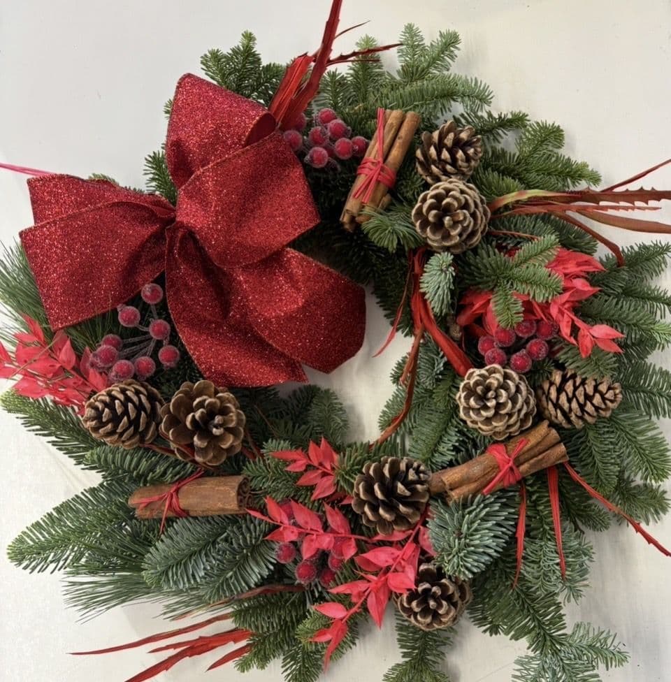 Christmas Door Wreath 26th Nov 6 30-8 00pm Beach Creative