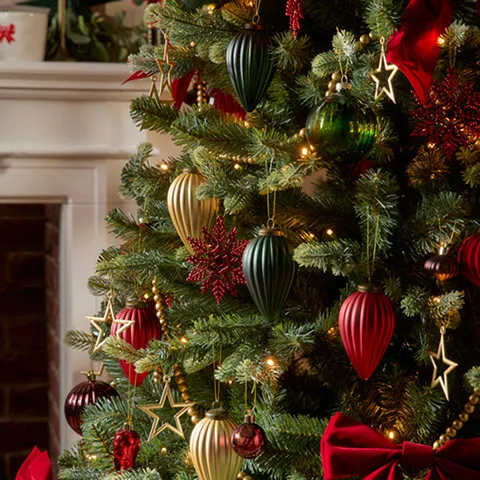 Christmas & Festive Products For Home & Garden At B&Q at B&Q