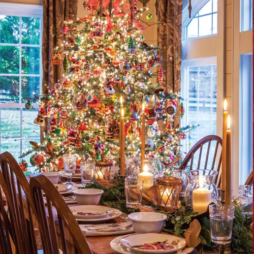 Christmas in the Cottage - Hoffman Media Store