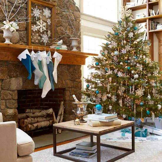 Christmas mantels Archives - Our Southern Home