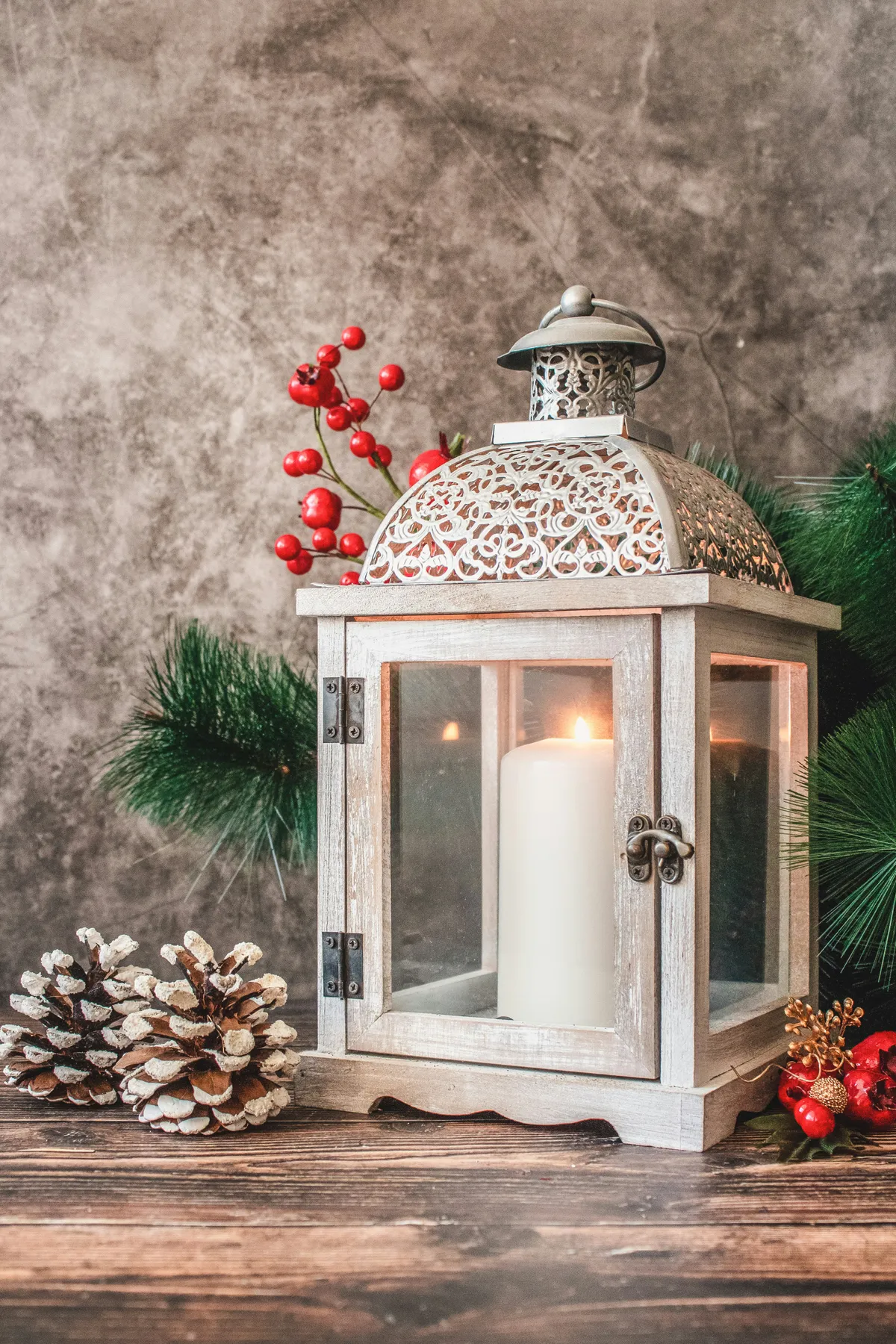 Christmas time decoration with candle