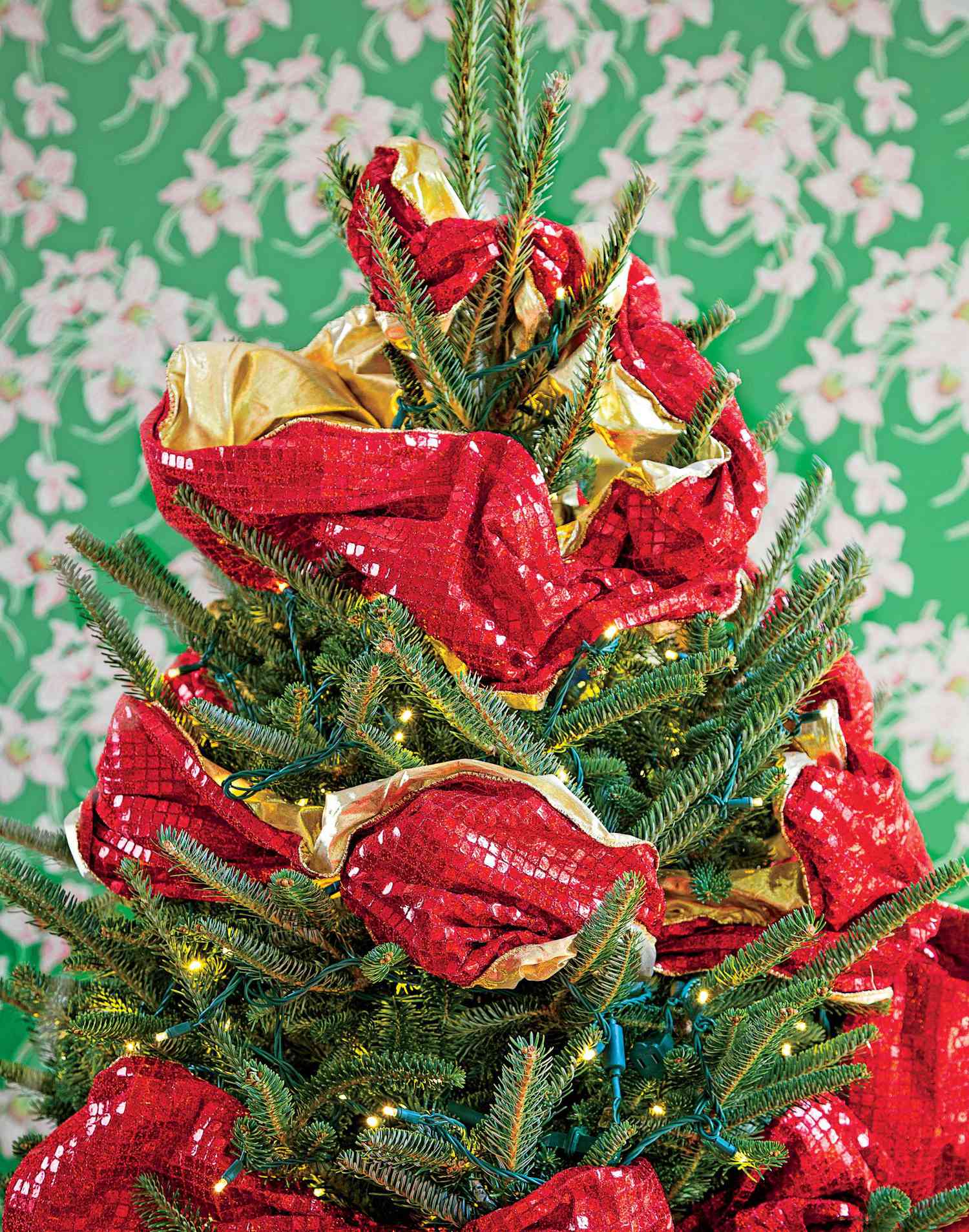 Christmas Tree Ribbon Celebrate It Christmas Ribbon How To Wrap Ribbon On A Christmas Tree