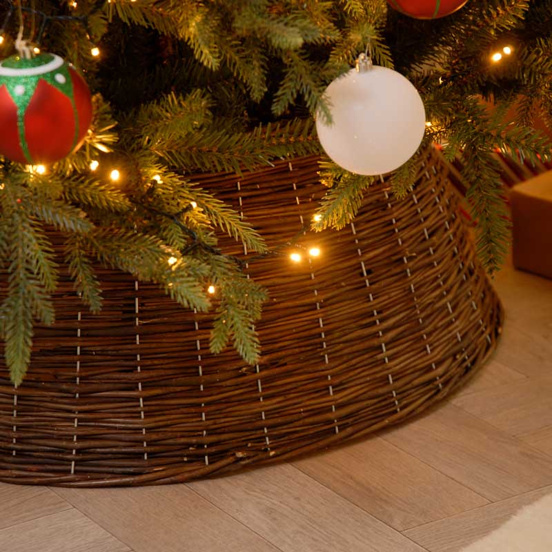 Christmas Tree Skirts, Stands & Storage Bags