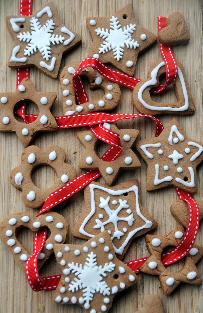Christmas Tree Traditions Of The Edible Kind