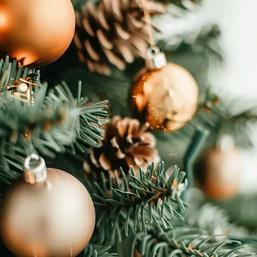 Christmas Tree With Ornaments Art Print by ThatWorksMedia – Fy!