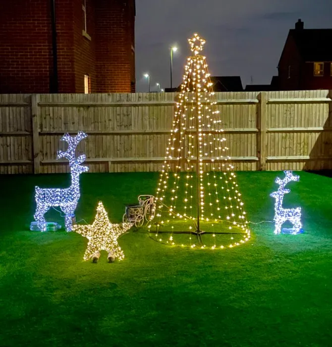 Christmas Tree With Wire Lights Festive Outdoor Light Up Tree Agriframes