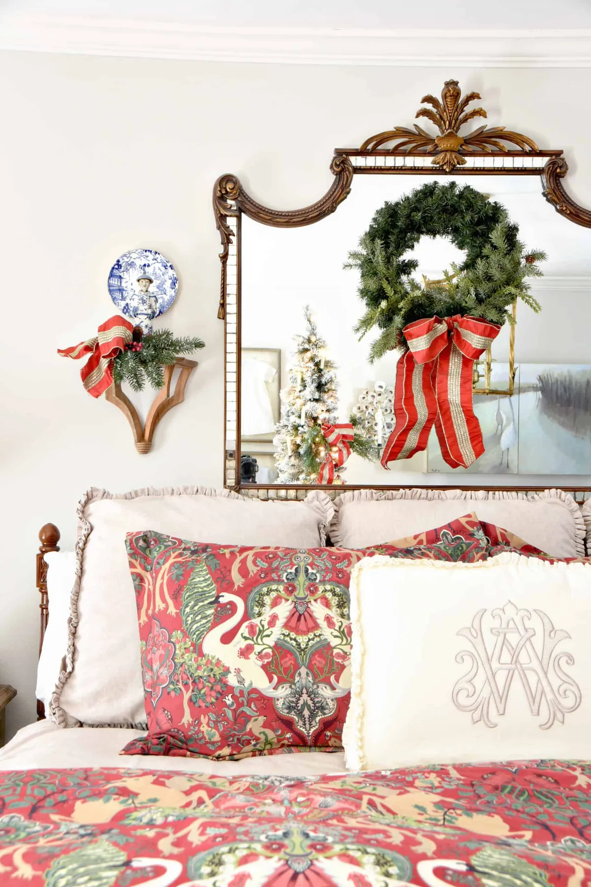 Classic Christmas Home Tour 2022 {The Bedrooms} – Dixie Delights