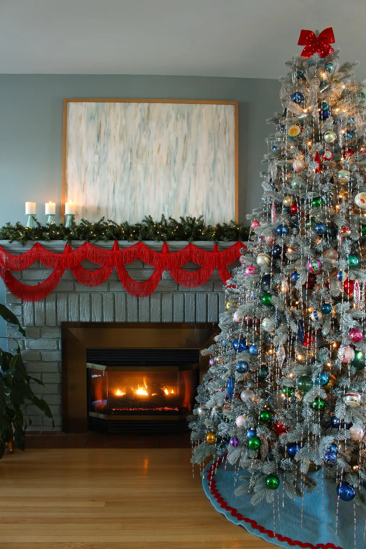 Collecting Vintage Ornaments | Dans le Lakehouse