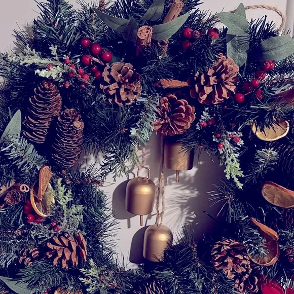 Country Farmhouse WinterBerry Wreath Stunning Bell Southern Charm Natur…