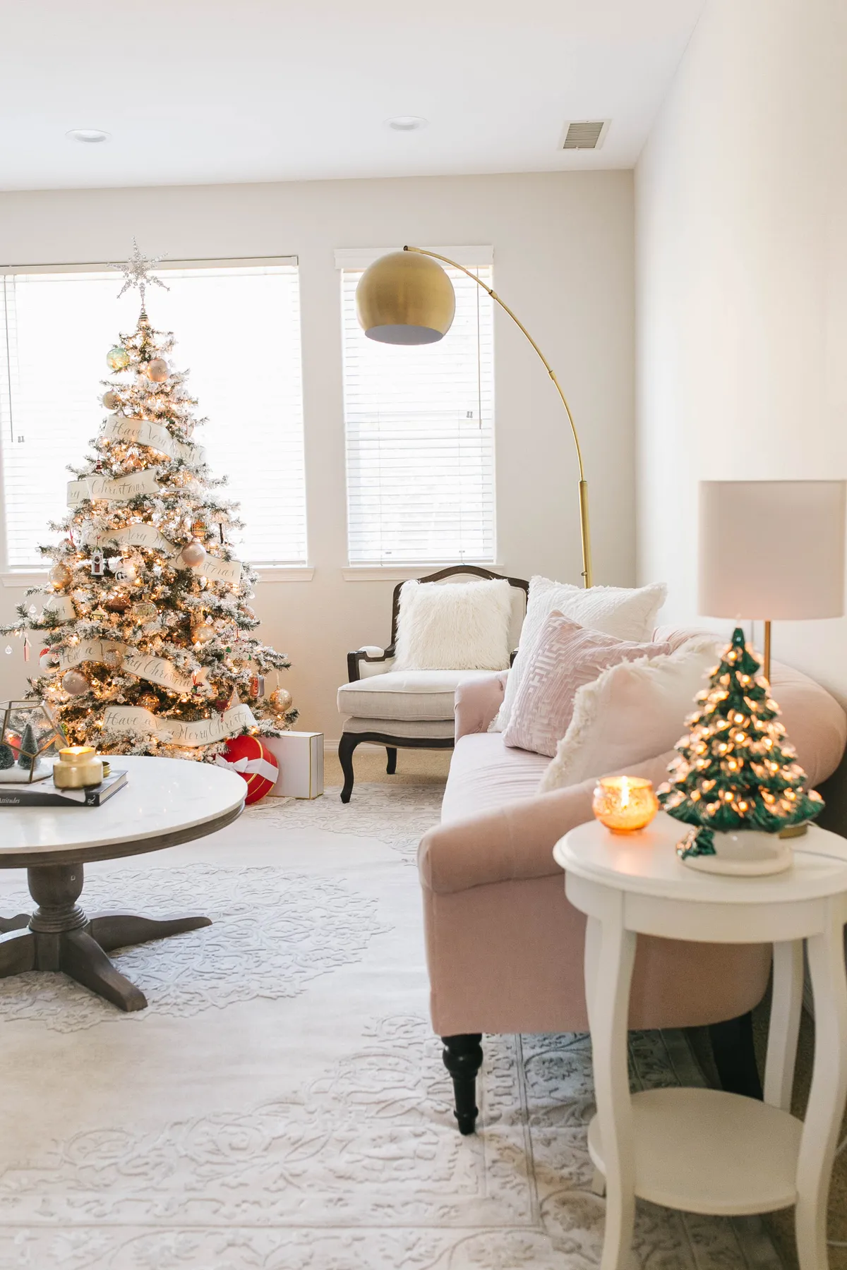 Cozy Christmas Decor | Daryl-Ann Denner