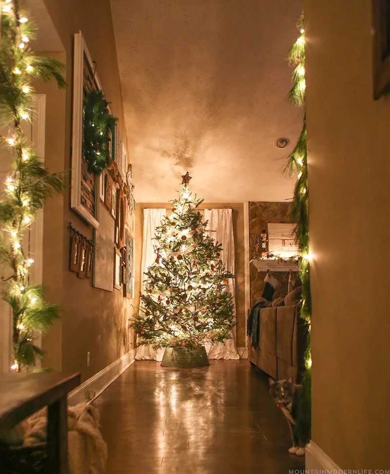 Cozy Christmas Home Decor | Mountain Modern Life