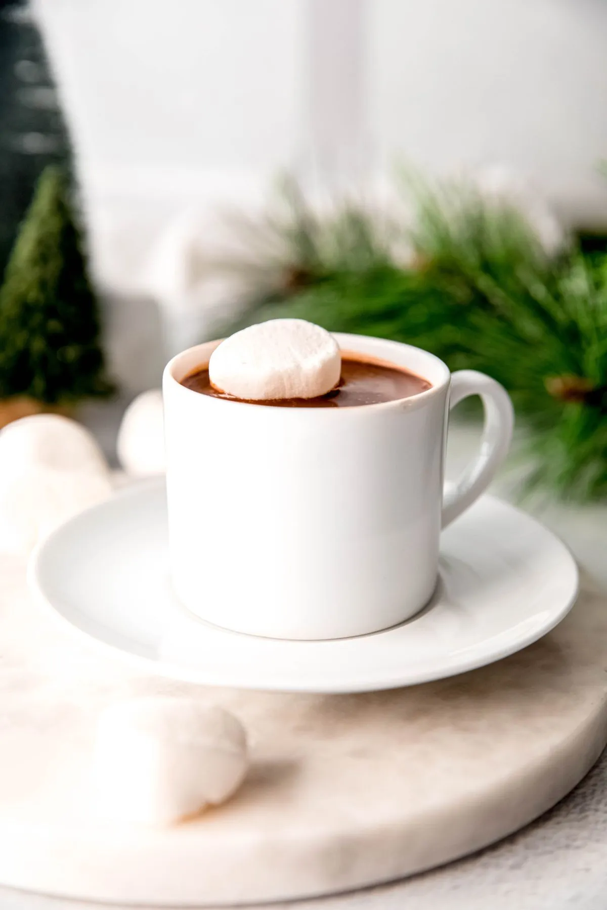 Creamy Italian Hot Chocolate - coffeecopycat.com