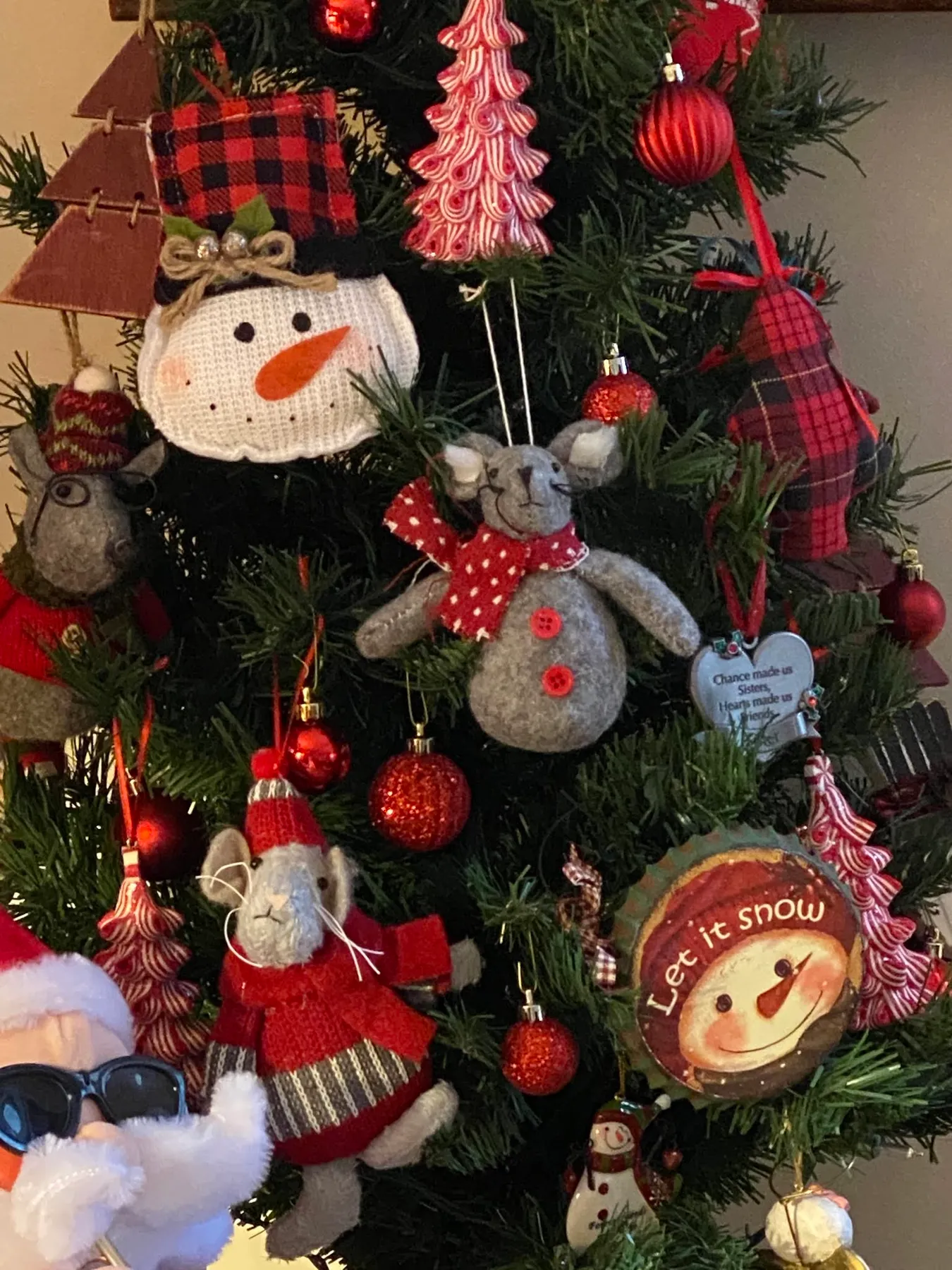 Debbie Styles Life as Debbie This and That: Tabletop Christmas Tree Decor