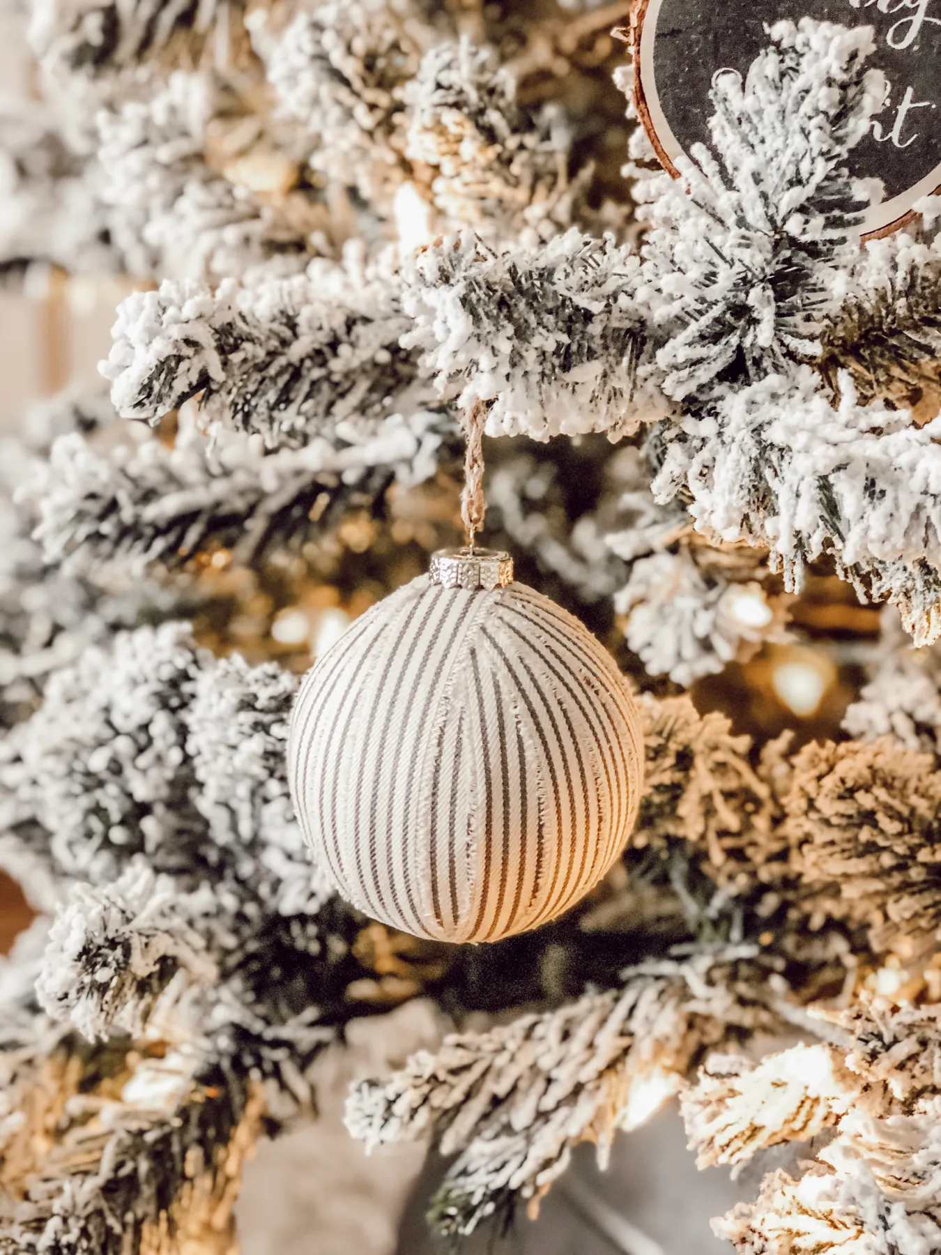 Decorating a Simple White Flocked Farmhouse Christmas Tree - Rain and Pine