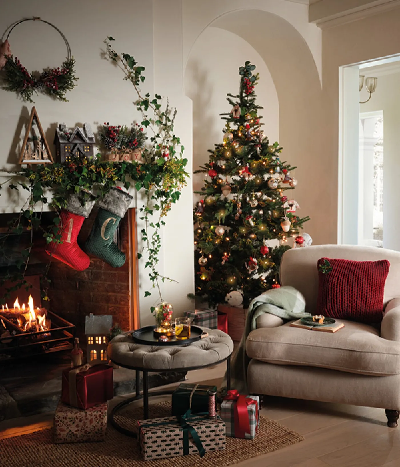 Decoration Traditional Christmas 43 Rustic Christmas Tree Ideas That Feel Cozy And Timeless
