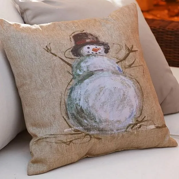 Decorative Pillows, 35 Cozy Winter Decorating Ideas to Get into Christmas  Spirit