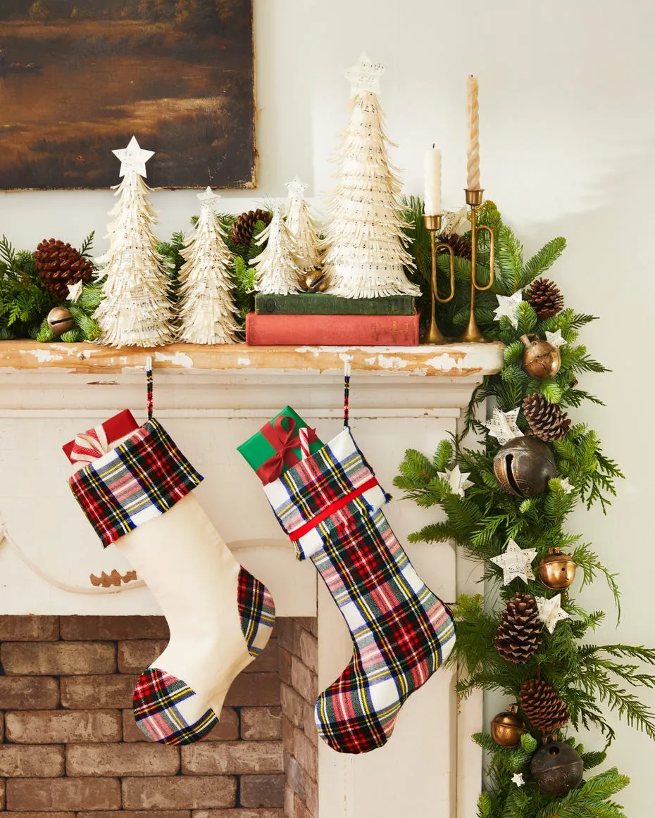 Diy Christmas Carol Decor 15 Simple Christmas Decor Ideas Thistlewood Farm