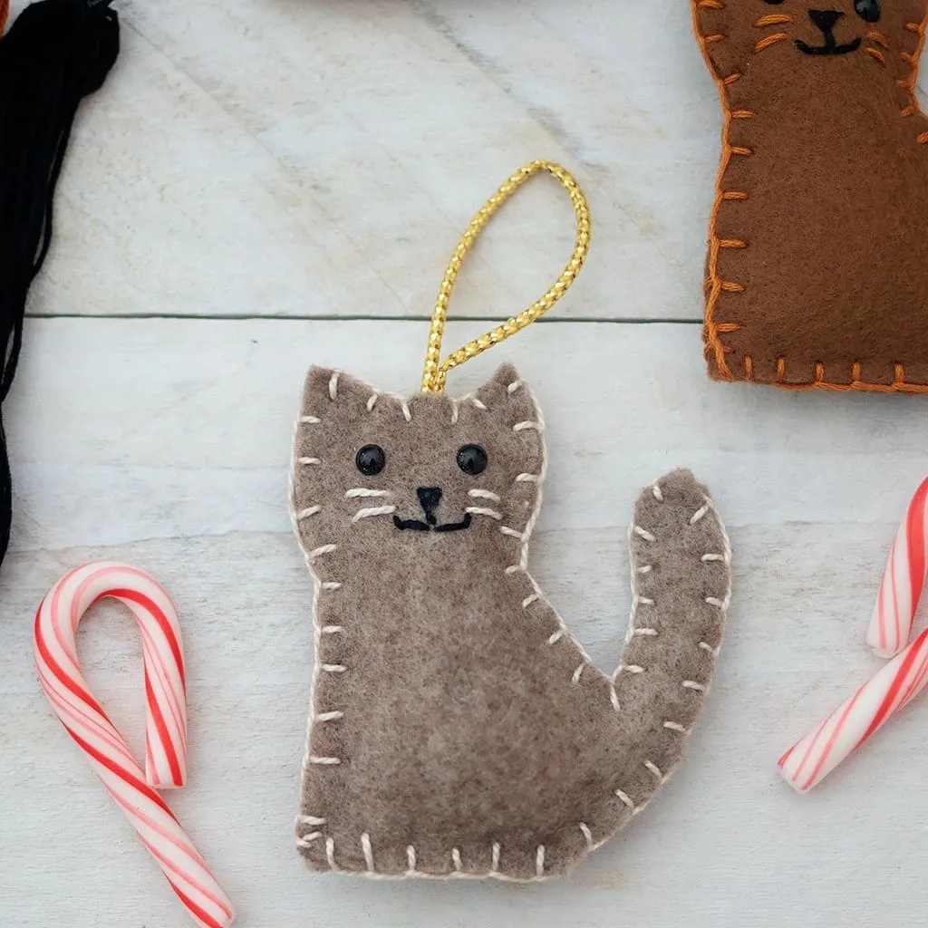 DIY Felt Cat Ornament Tutorial -