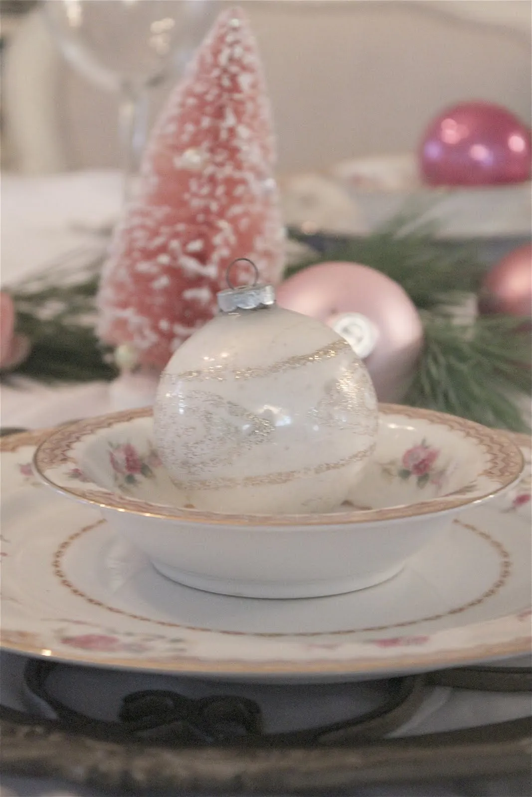 DREAMING OF A PINK CHRISTMAS - French Country Cottage