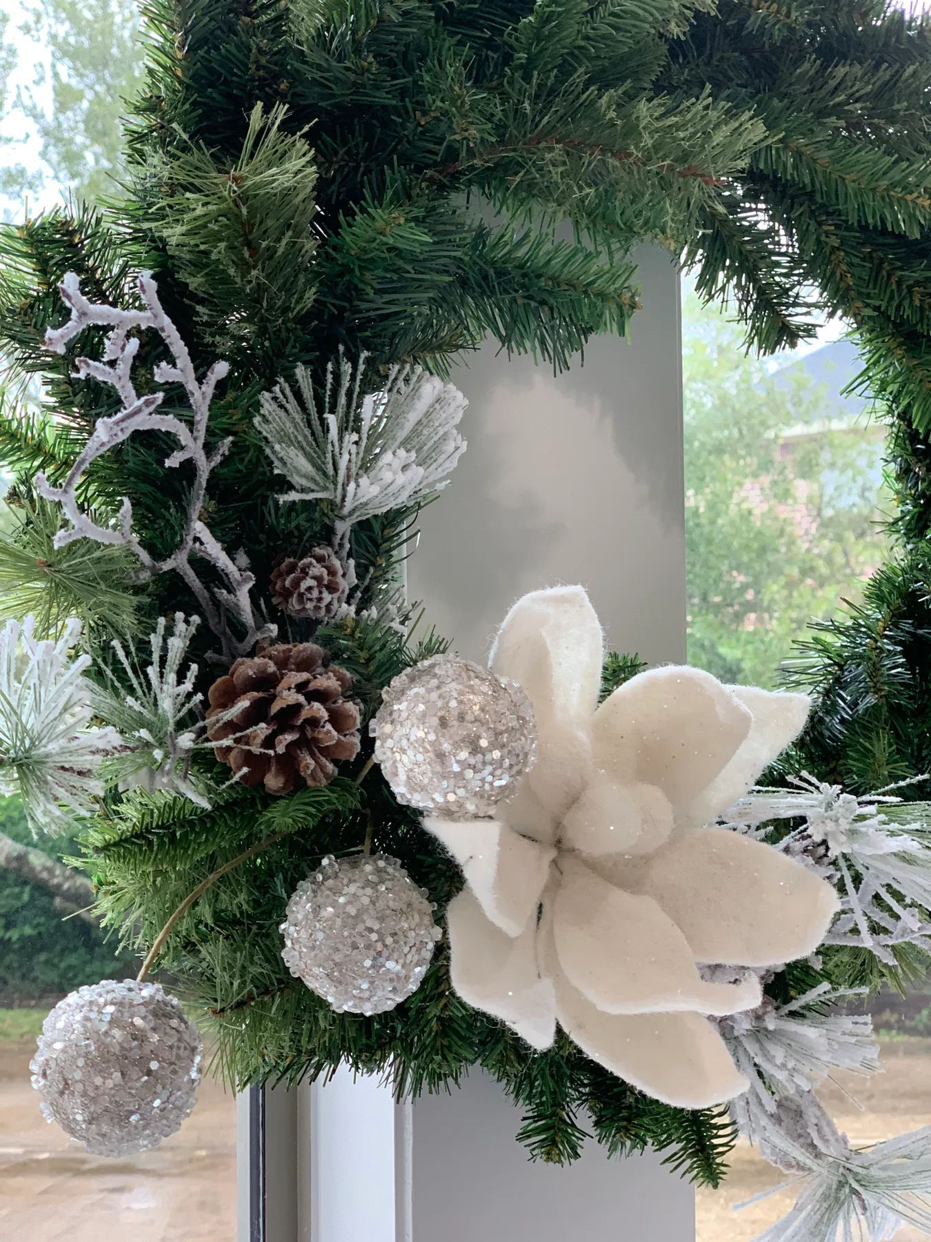 Easy DIY Christmas Wreath Trio Tutorial - thetarnishedjewelblog