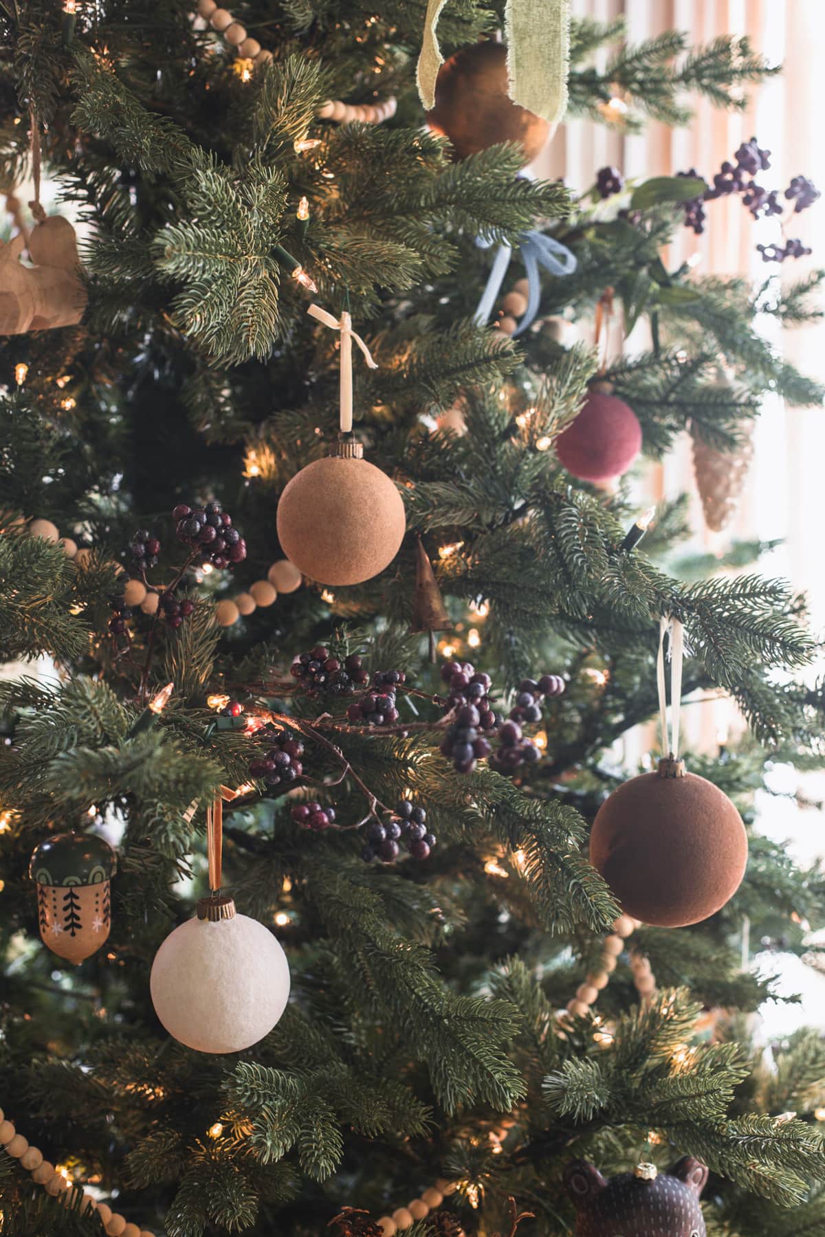 Everything You Need for a Mid-Century Modern Christmas Vintage Handmade  Craft Christmas Tree Decor MCM